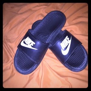 Nike slides